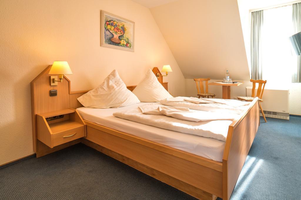 Hotel Zum Lieben Augustin Мерсбург Номер фото