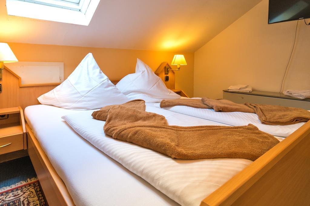 Hotel Zum Lieben Augustin Мерсбург Номер фото